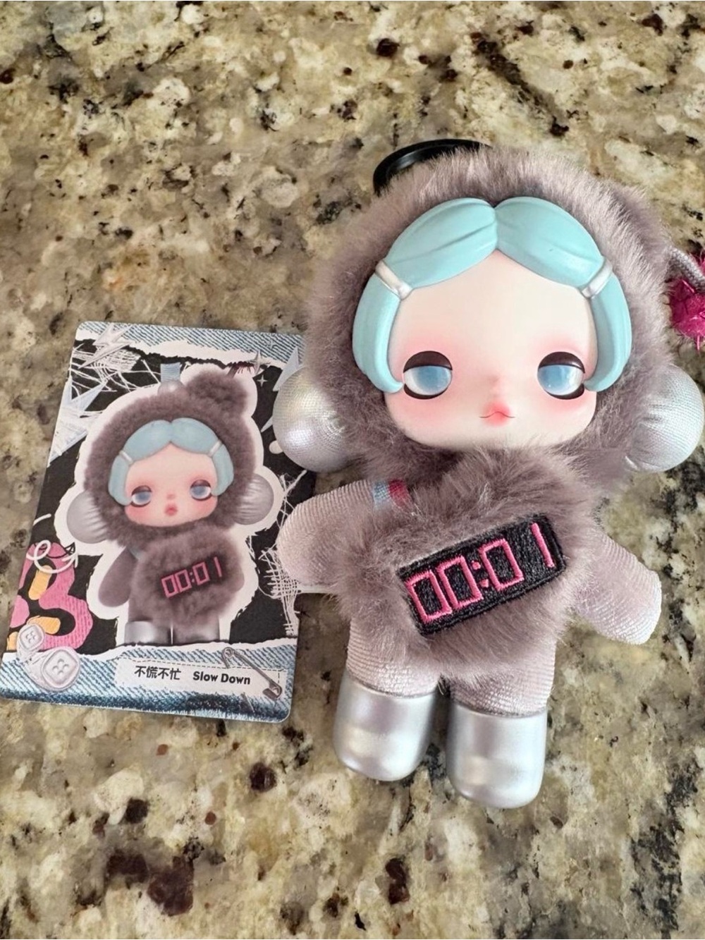 POP MART - θ SKULLPANDA Off Mode Series Plush Doll Pendant - Slow Down - Sealed